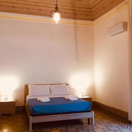 Old Street B&B * カターニア