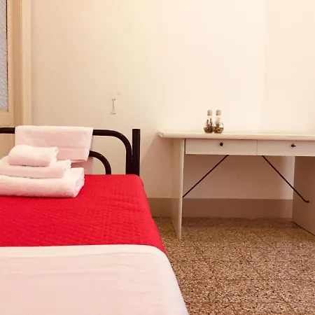 ベッド・アンド・ブレックファスト Old Street B&B カターニア